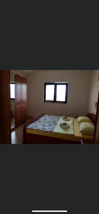 Piano Apartment Лопар Экстерьер фото