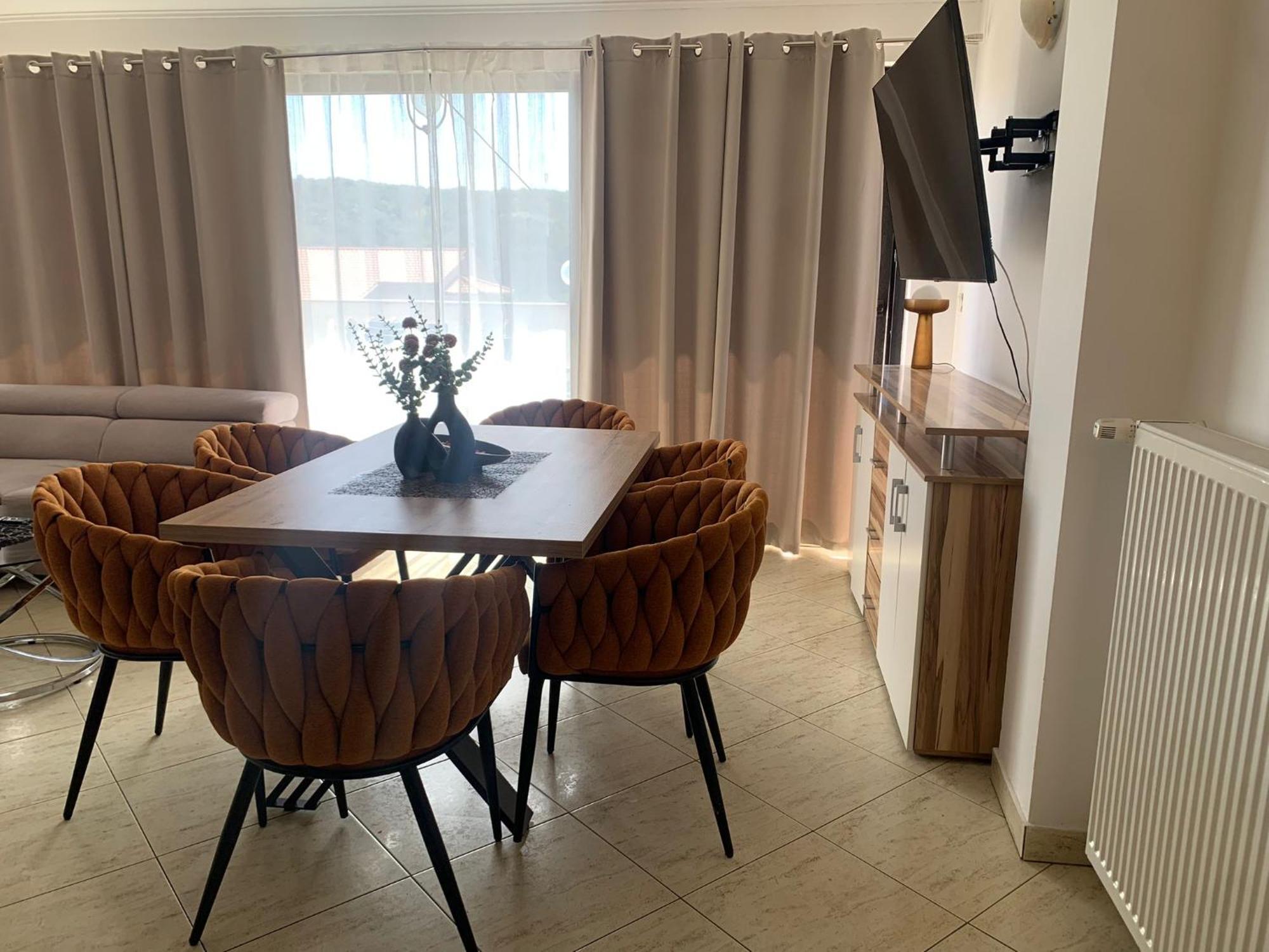 Piano Apartment Лопар Экстерьер фото